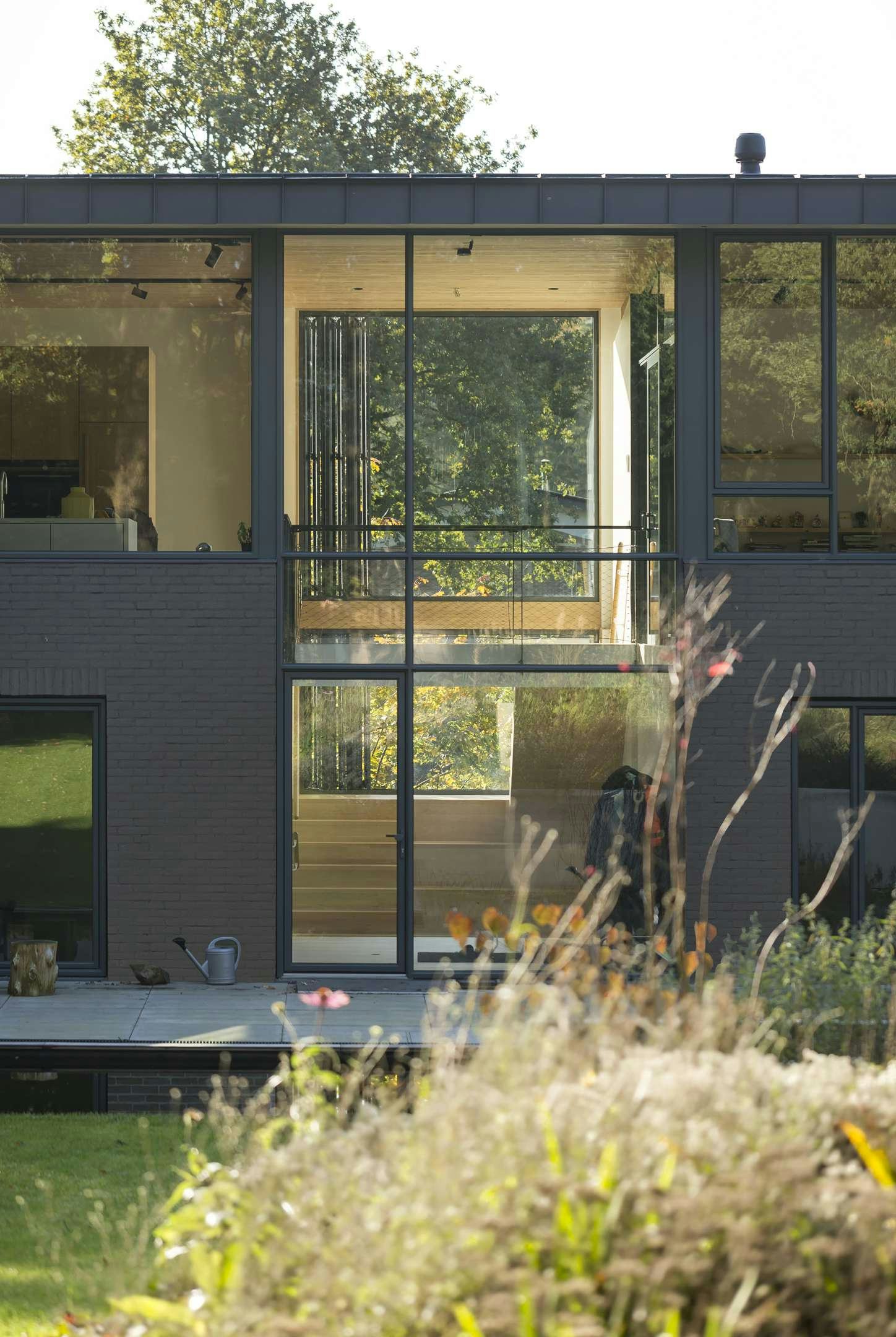 Het Scharnier in Arnhem door Niels Olivier Architect