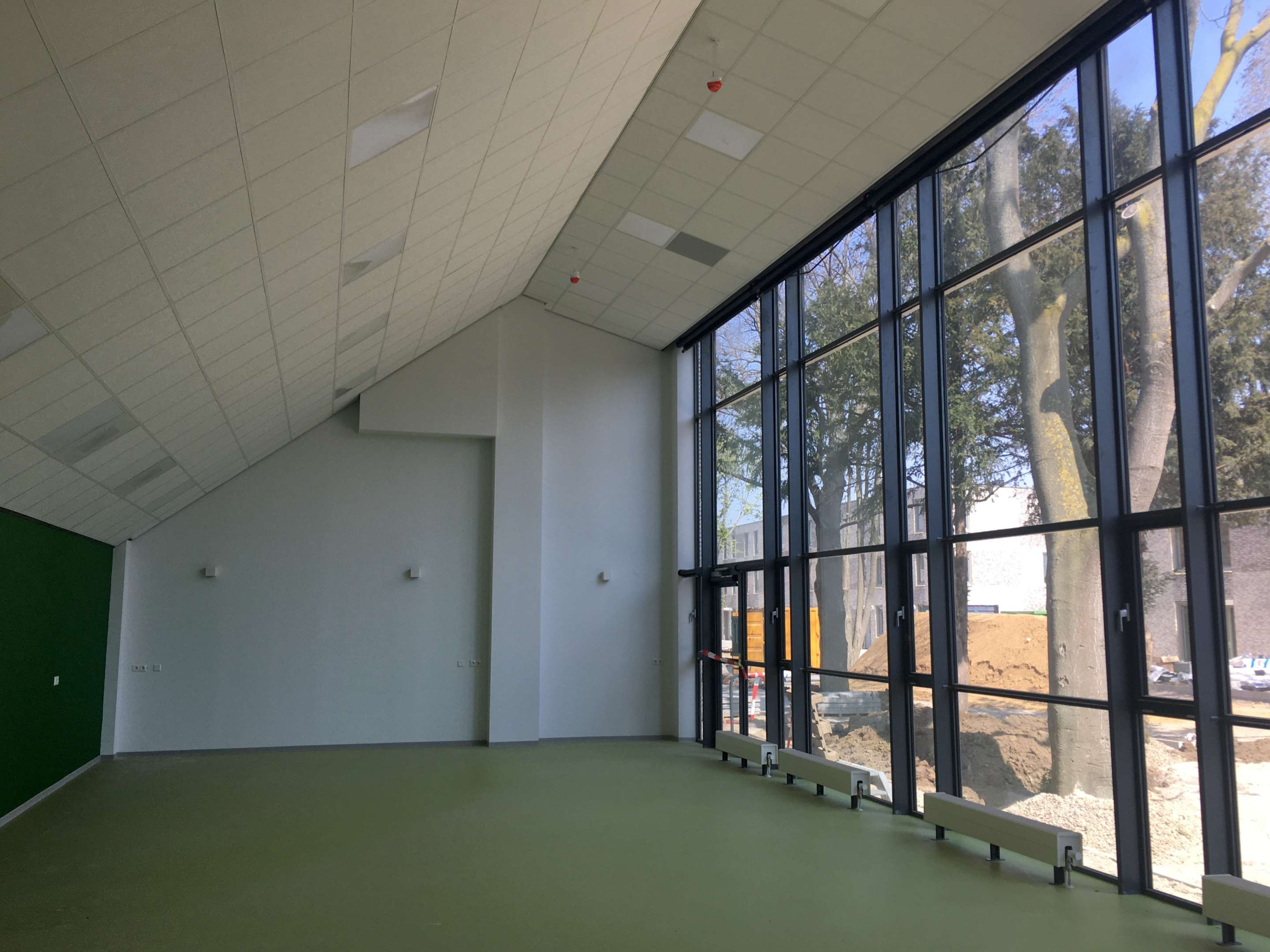 AZC Maastricht door burobeb