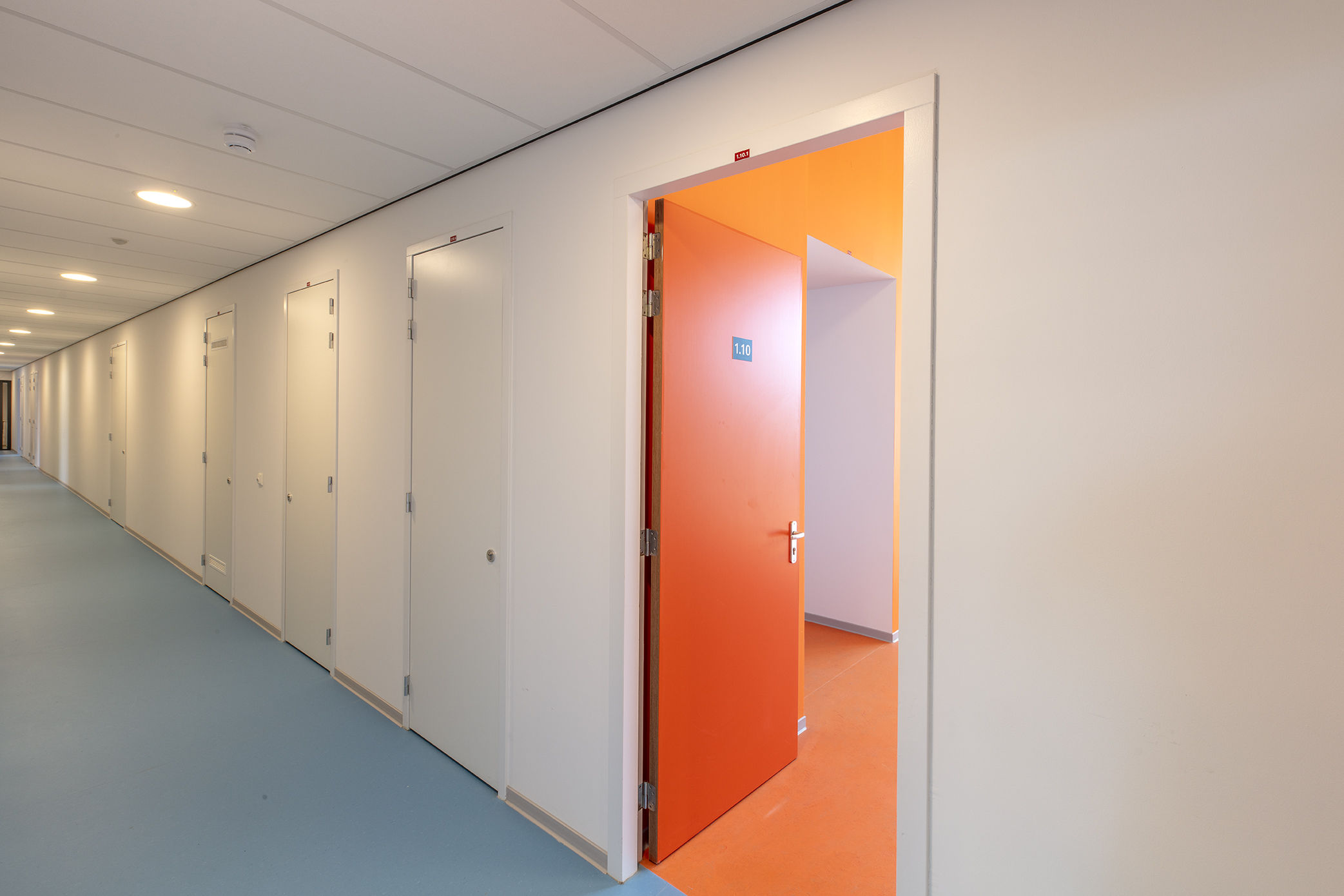 AZC Maastricht door burobeb