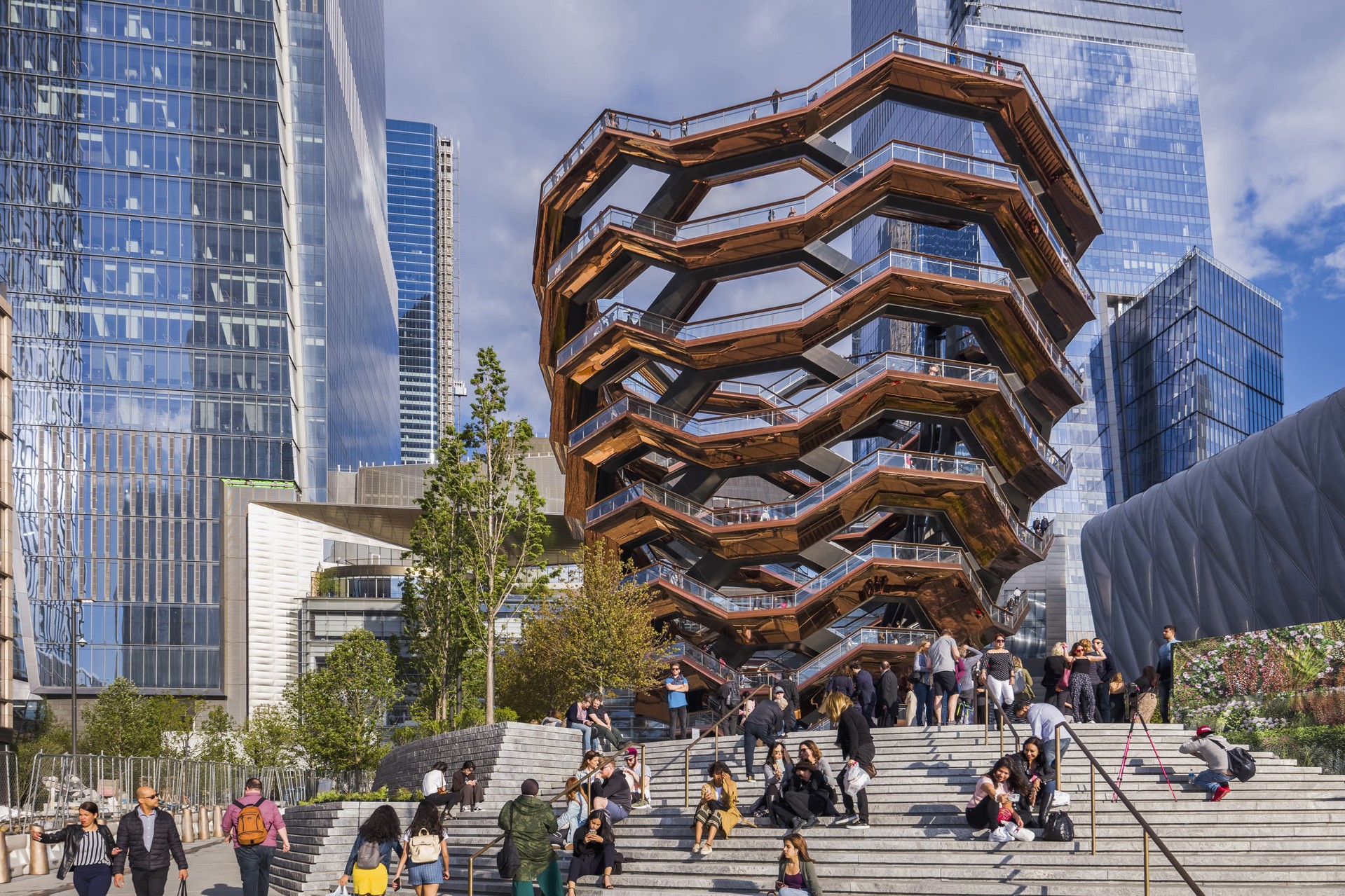 Vessel in Hudson Yards, gezien vanaf de Public Square. Beeld Related Oxford