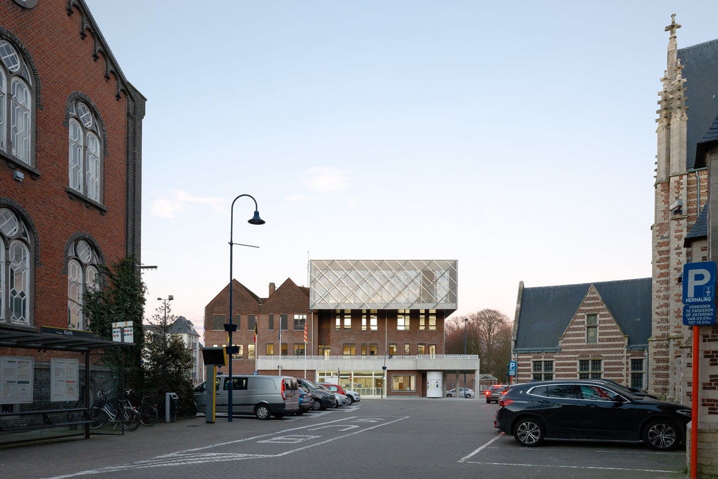 Gemeentehuis Kontich (B) door plusoffice architects. Beeld door Dennis de Smet