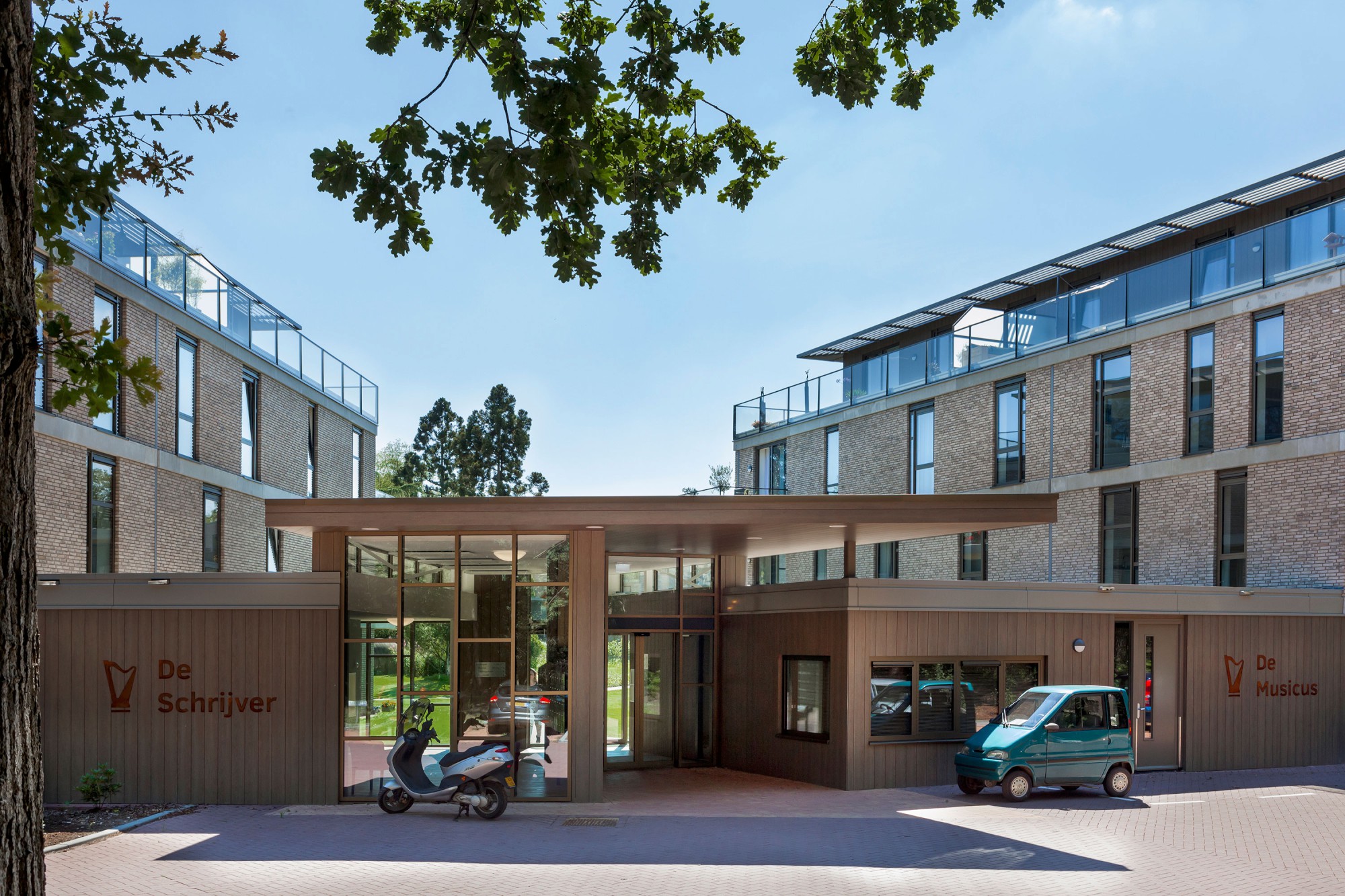 Rosa Spier Huis in Laren (NH) door EGM architecten. Beeld ScagliolaBrakkee