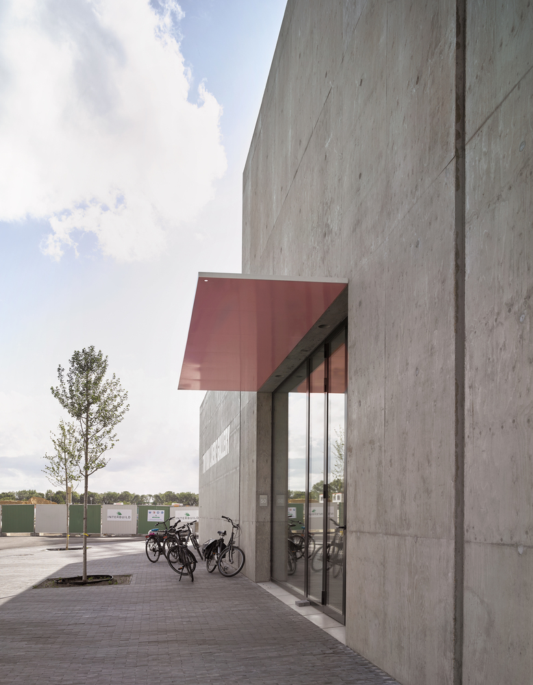 Tim van Leare Gallery in Antwerpen door Office Kersten Geers David Van Severen