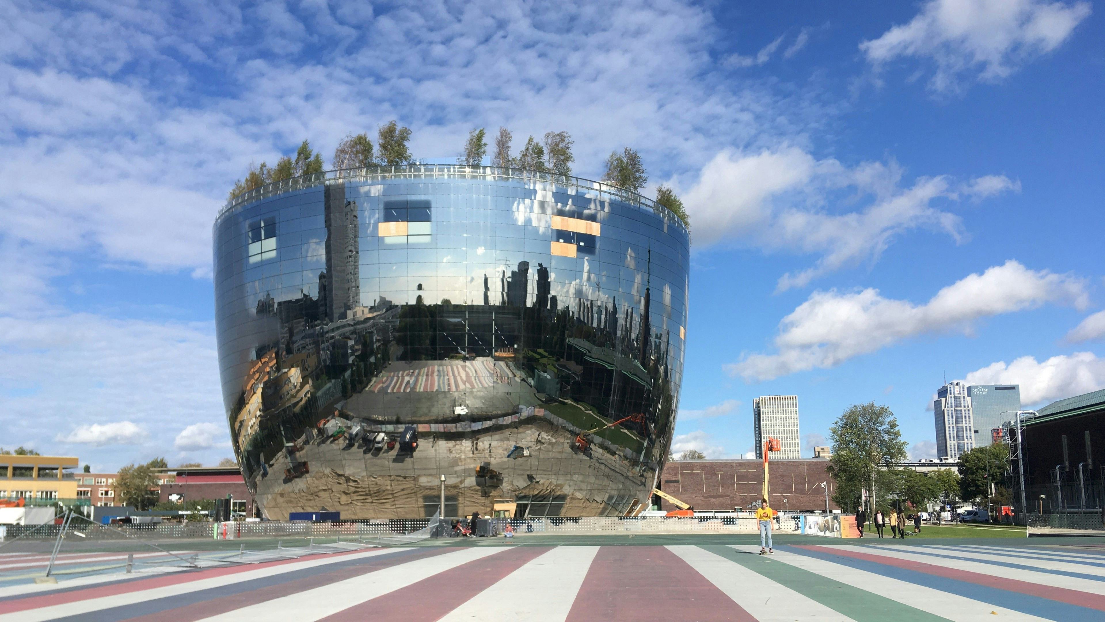 Zilveren opening Depot Boijmans Van Beuningen in Rotterdam door MVRDV. Beeld Marieke Giele