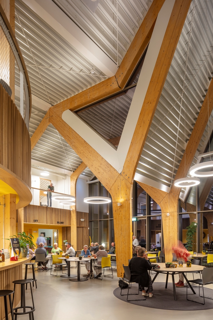 Dorpshuis Zwanenburg door heren 5 architecten. Beeld Luuk Kramer