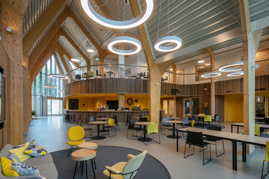 Dorpshuis Zwanenburg door heren 5 architecten. Beeld Luuk Kramer