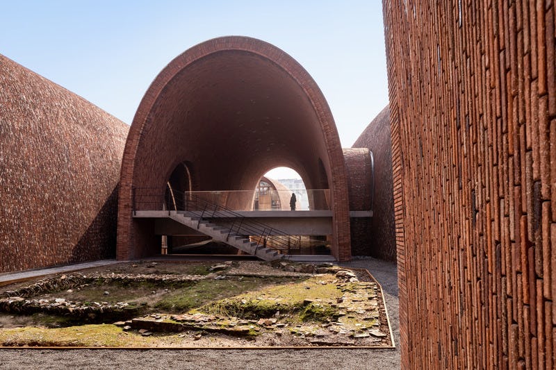 Jingdezhen Imperial Kiln Museum in China door Studio Zhu-Pei. 