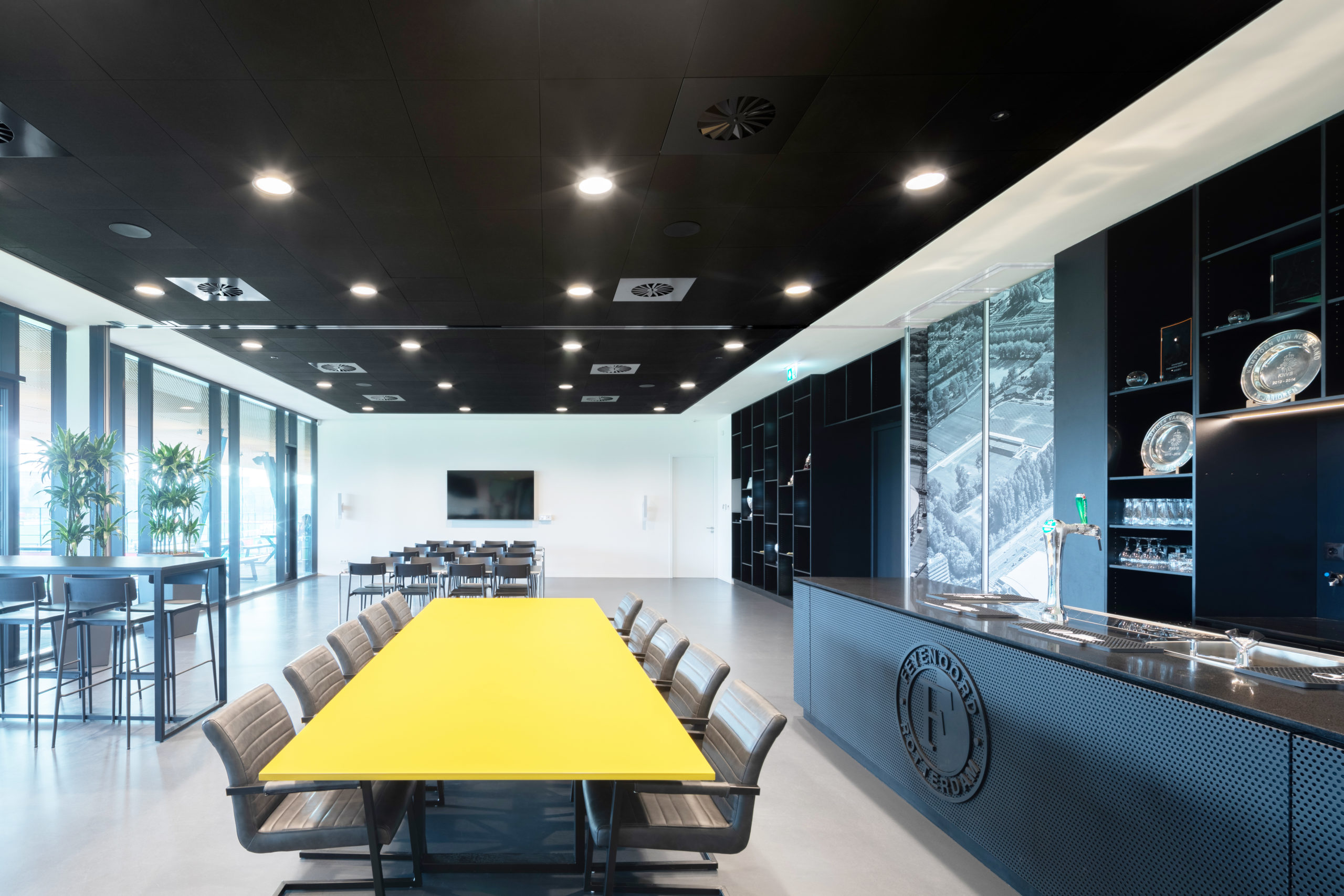 Feyenoord Academy en Sportclub Feyenoord - MoederscheimMoonen Architects. Beeld Bart van Hoek, Feyenoord Academy