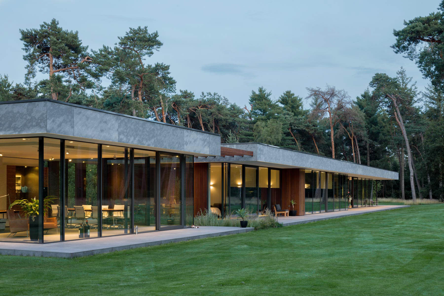 Villa LP door WillemsenU