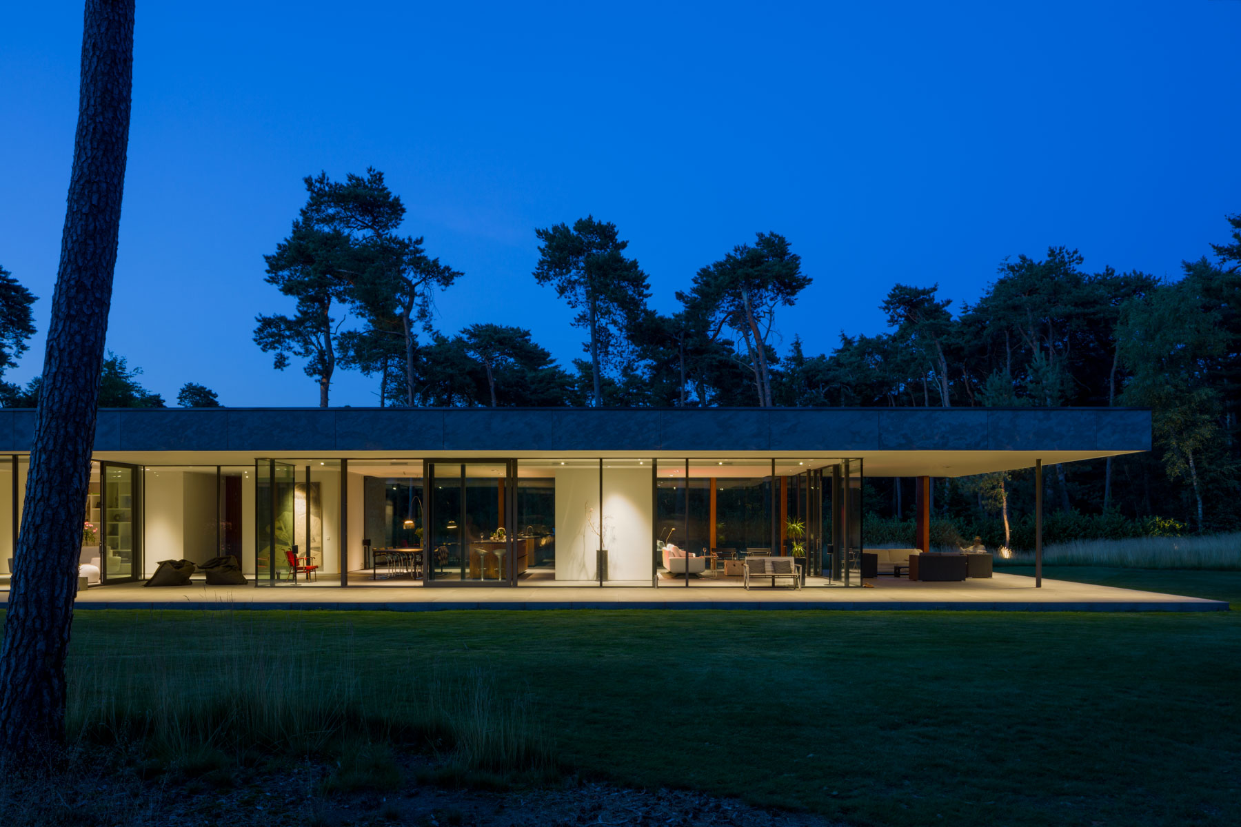 Villa LP door WillemsenU