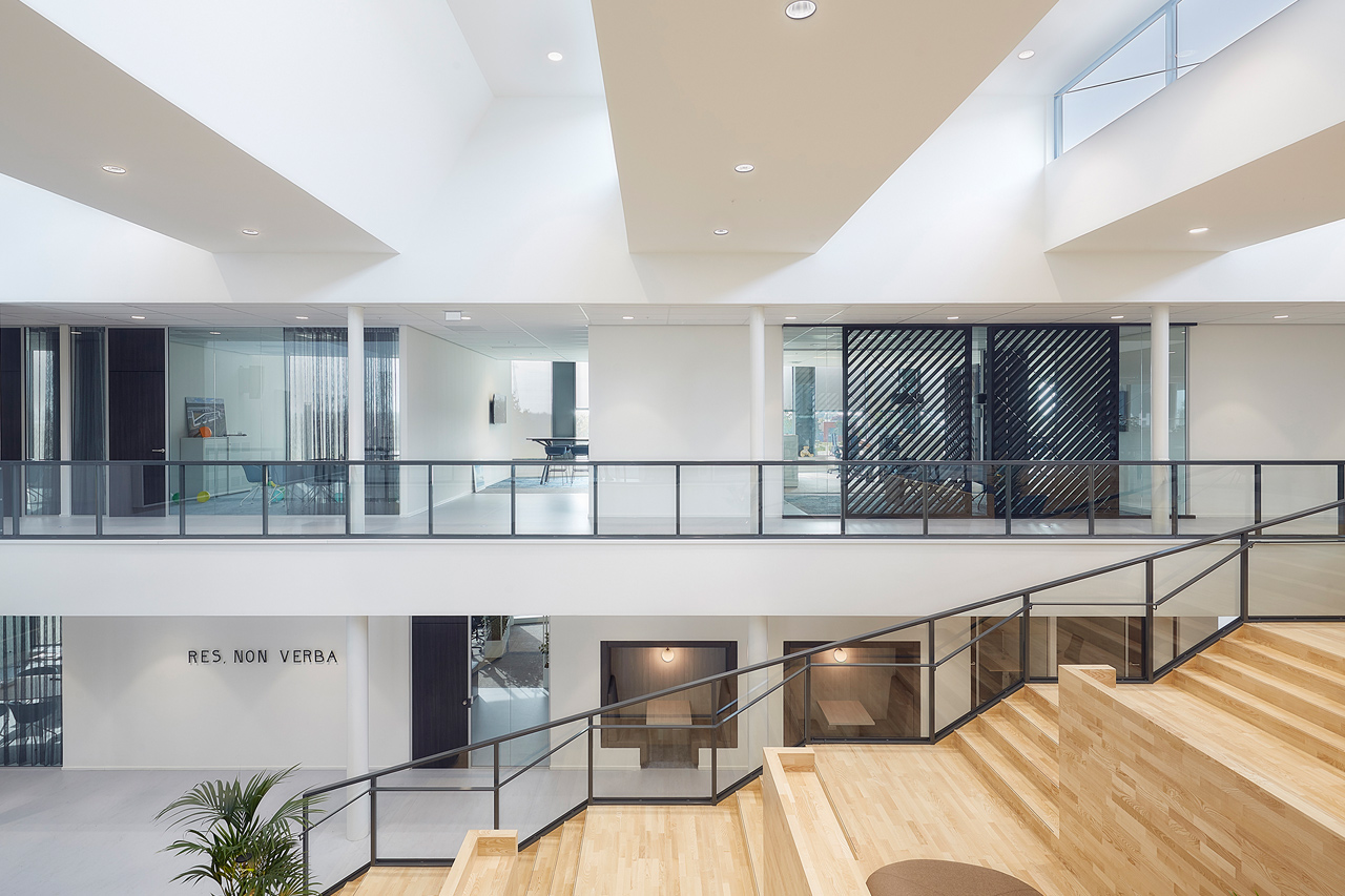 Bedrijfsgebouw Hanzestrohm in Zwolle door BDG Architecten