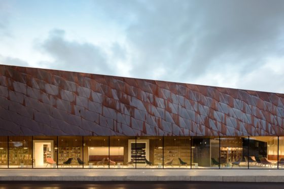 Kirkkonummi Library JKMM Architects. Beeld Tuomas Uusheimo