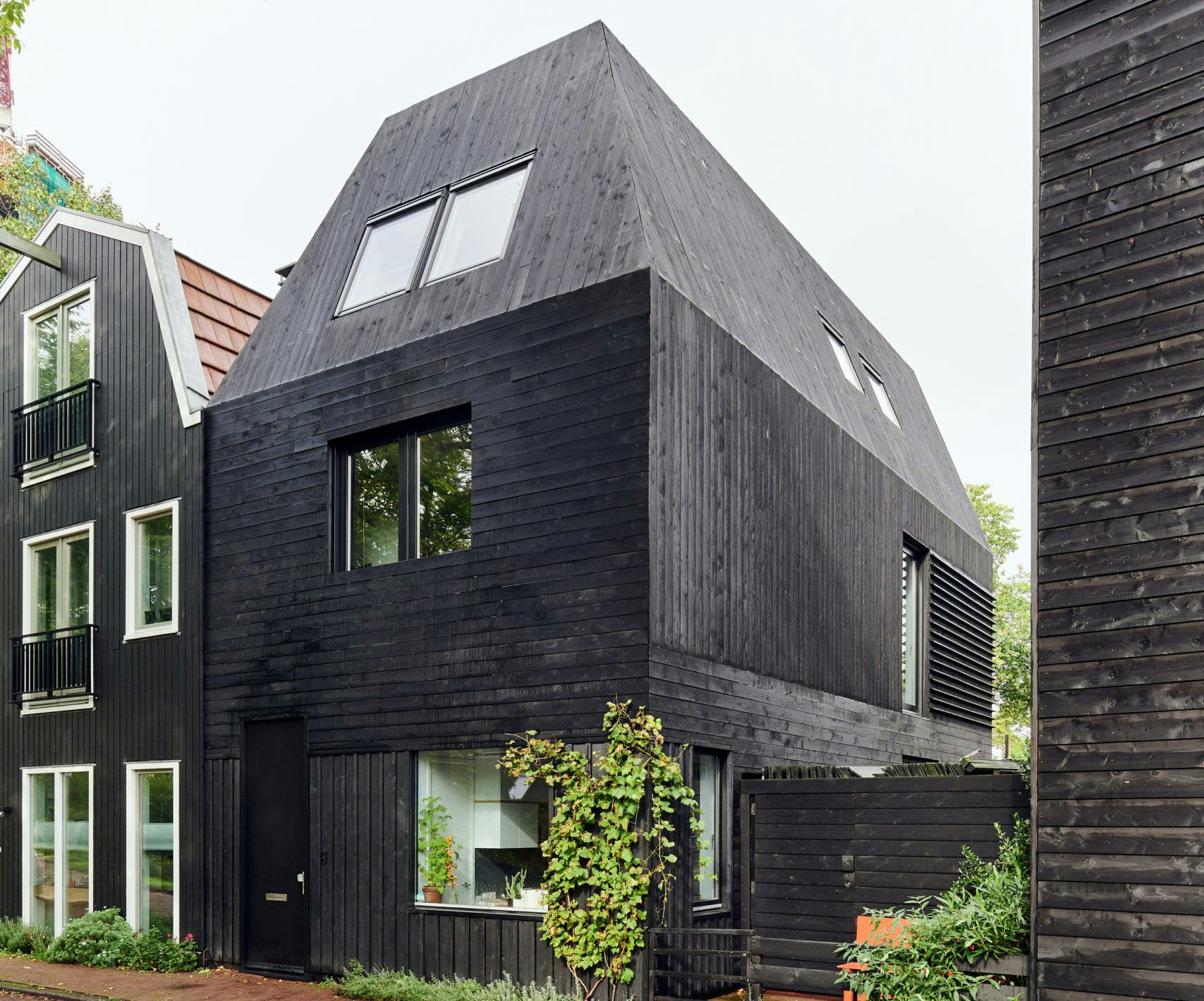 Nieuwbouwhuis Buiksloterweg Amsterdam concept en ontwerp door studio RIANKNOP. Beeld Phenster - Mark Kuipers