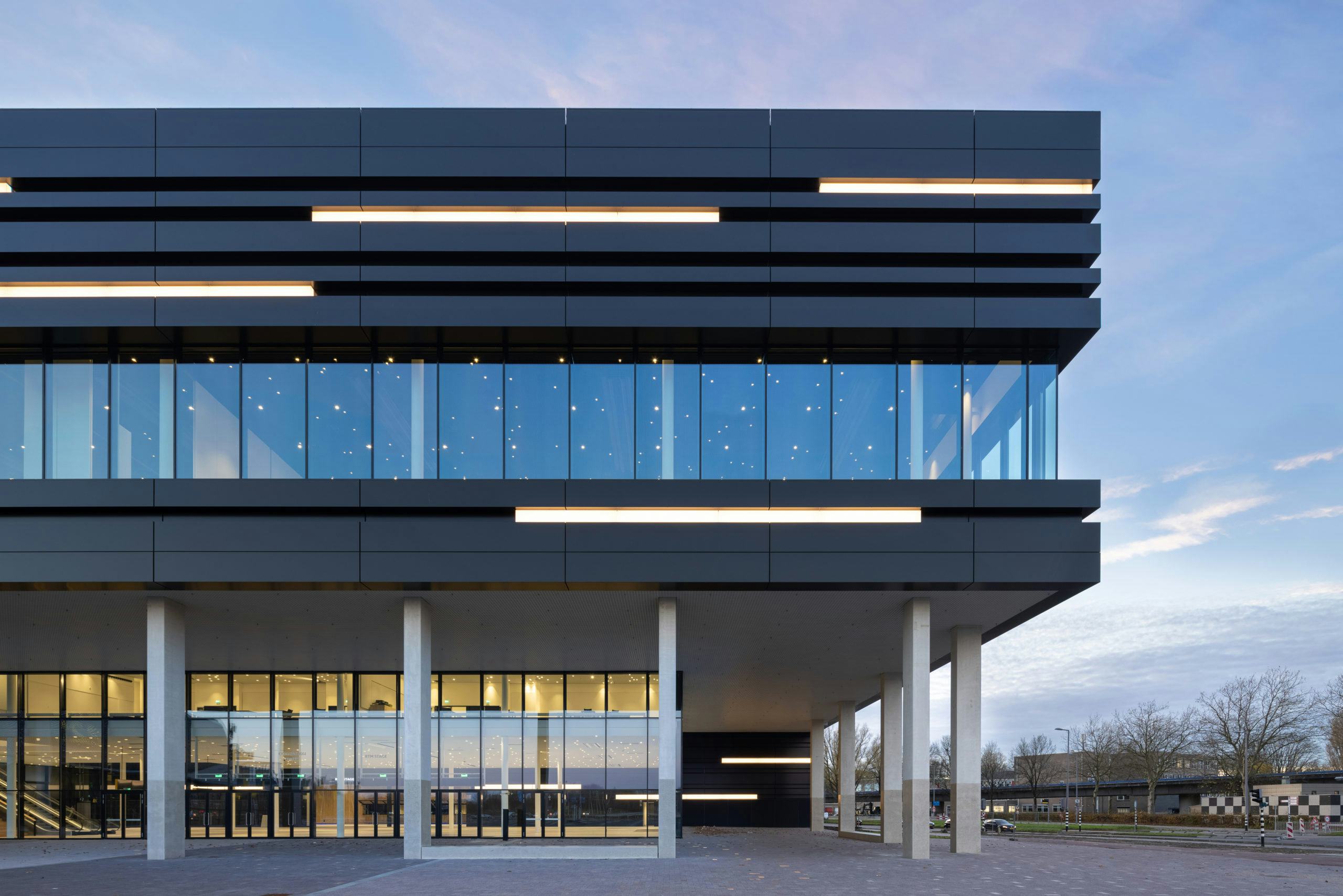 Rotterdam Ahoy Convention Centre door Kraaijvanger Architects. Beeld Stijn Poelstra
