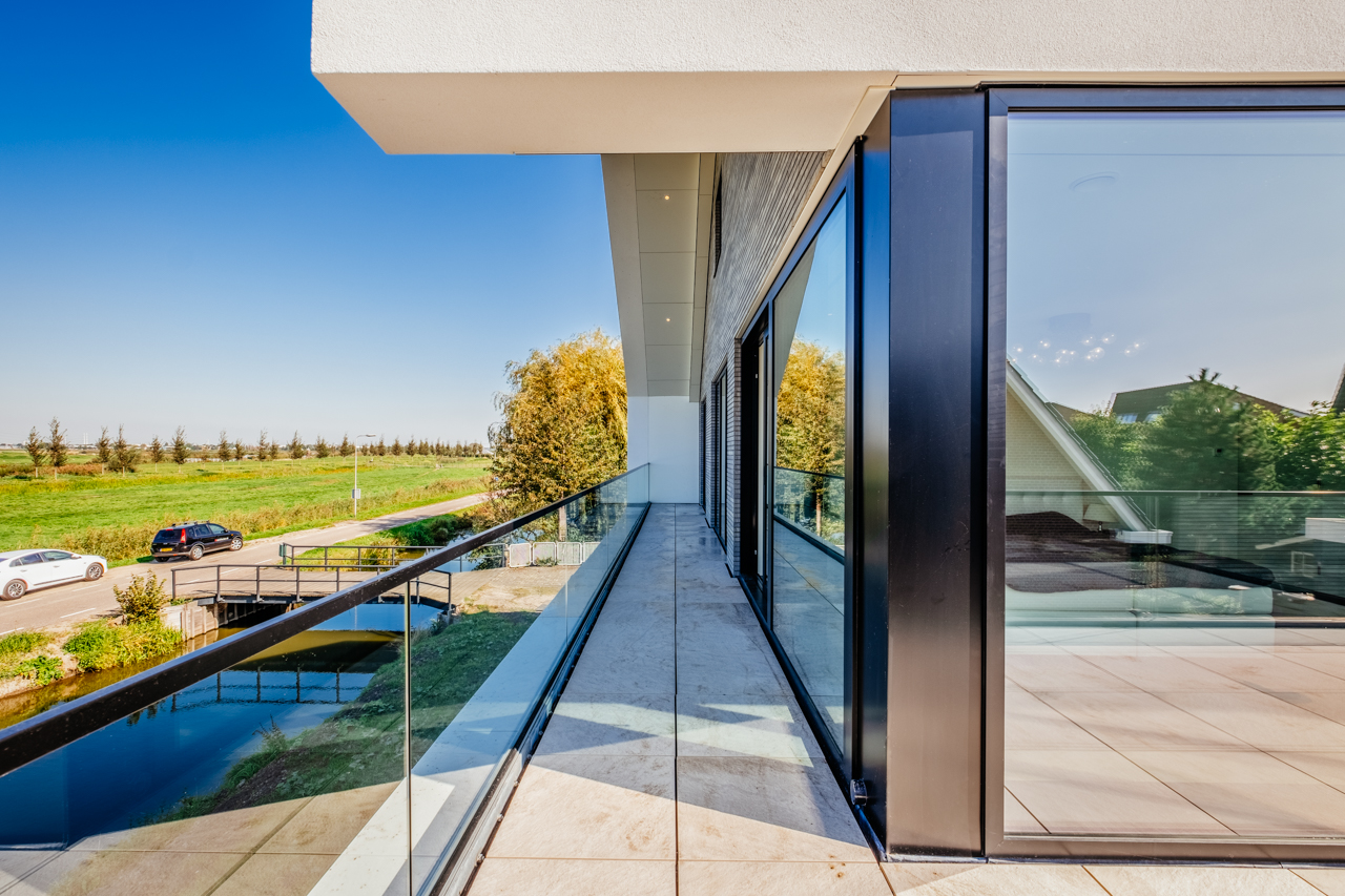 Villa Berkel en Rodenrijs door YA Architecten