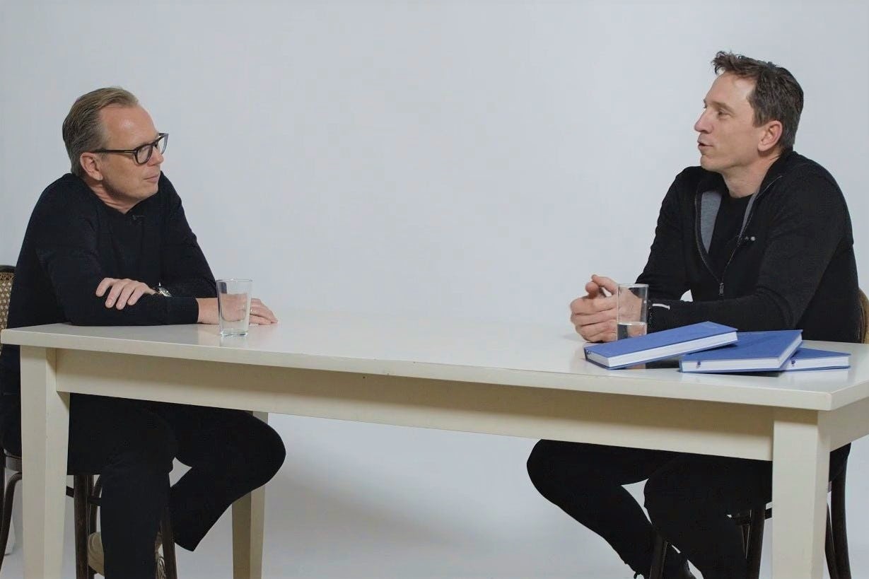 Diederik Dam en Francesco Veenstra in Manifest TV