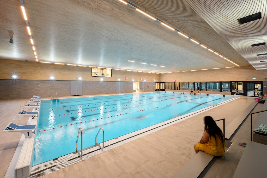 Sportcomplex Aquapelle Capelle aan den IJssel - MoederscheimMoonen Architects en Wehrung Architecten Beeld Studio de Nooyer