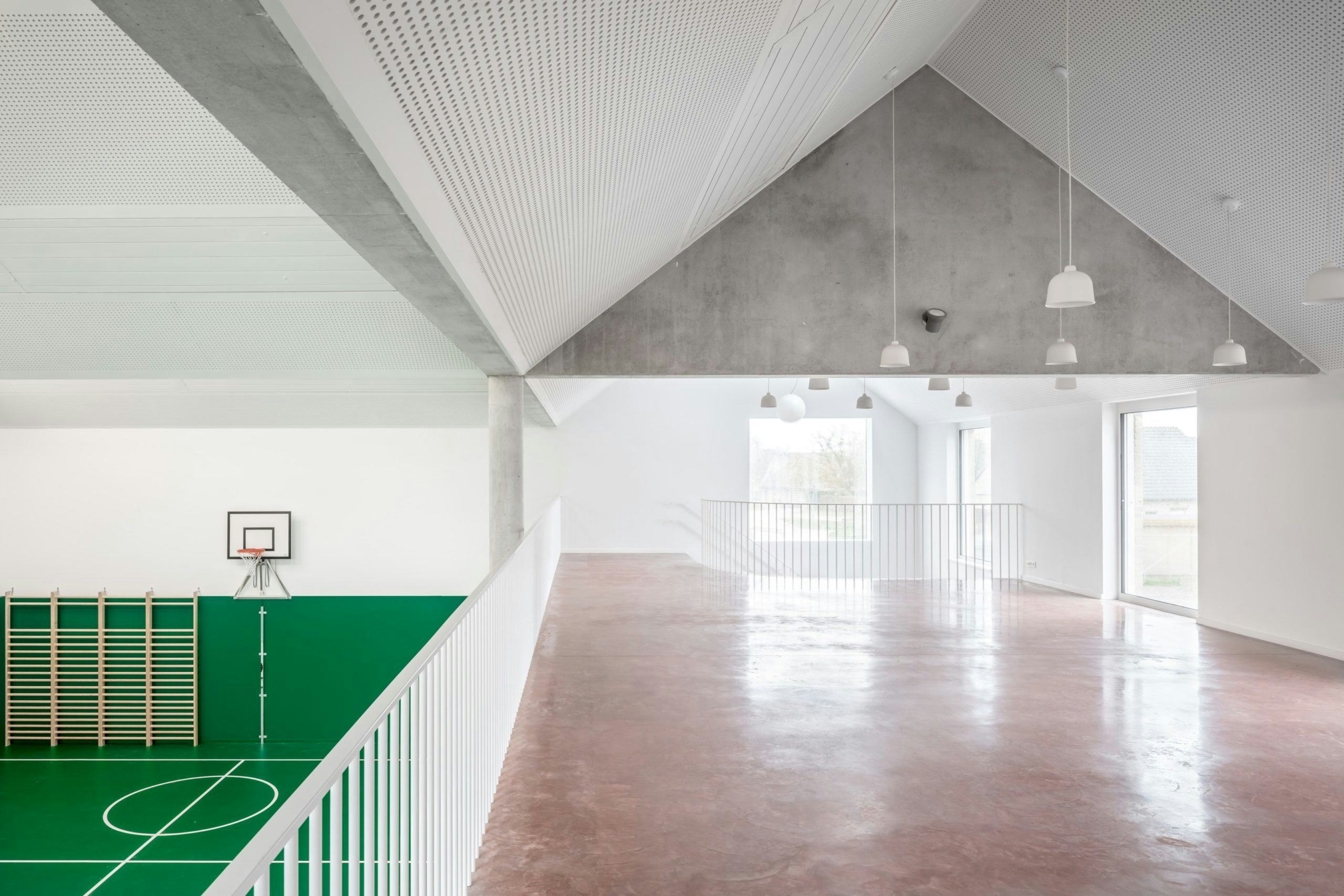 Basisschool de Linde in Zarren (Kortemark) door FELT architecture & design. Beeld Stijn Bollaert