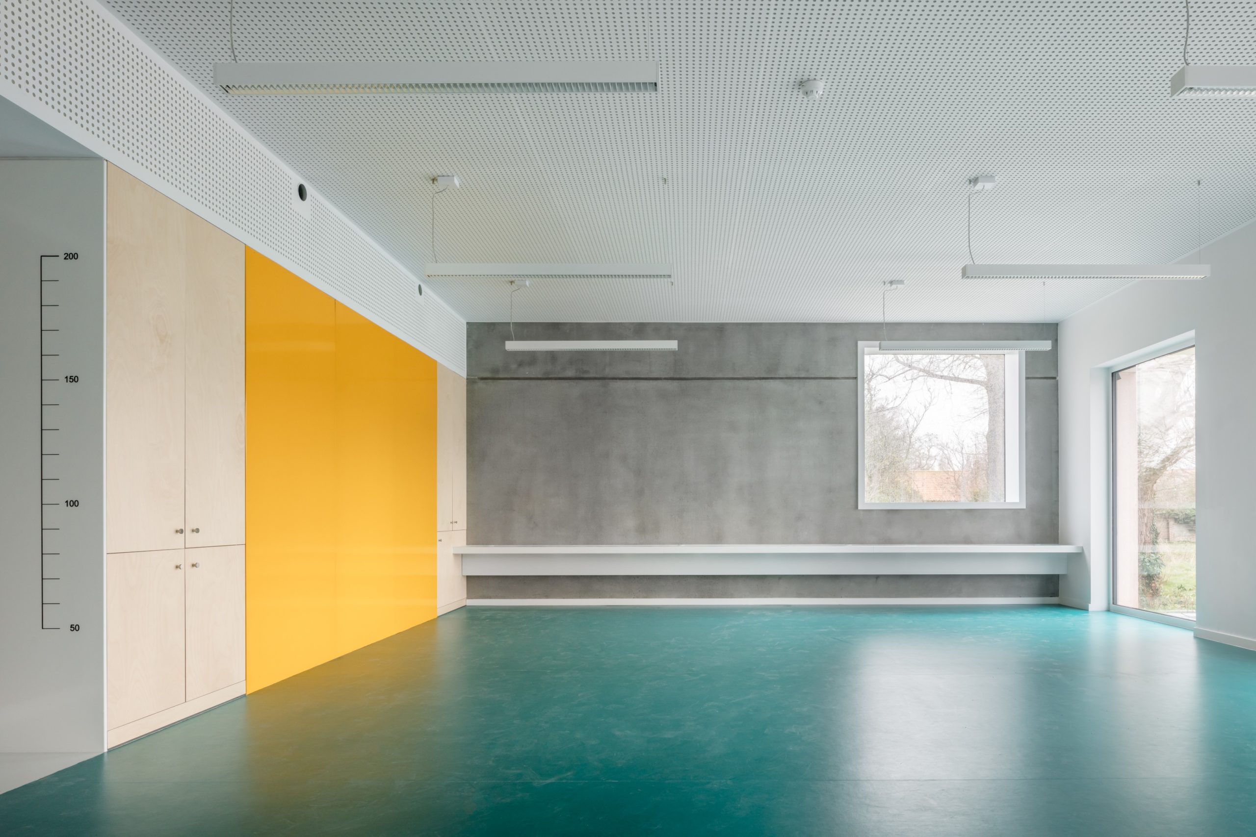 Basisschool de Linde in Zarren (Kortemark) door FELT architecture & design. Beeld Stijn Bollaert