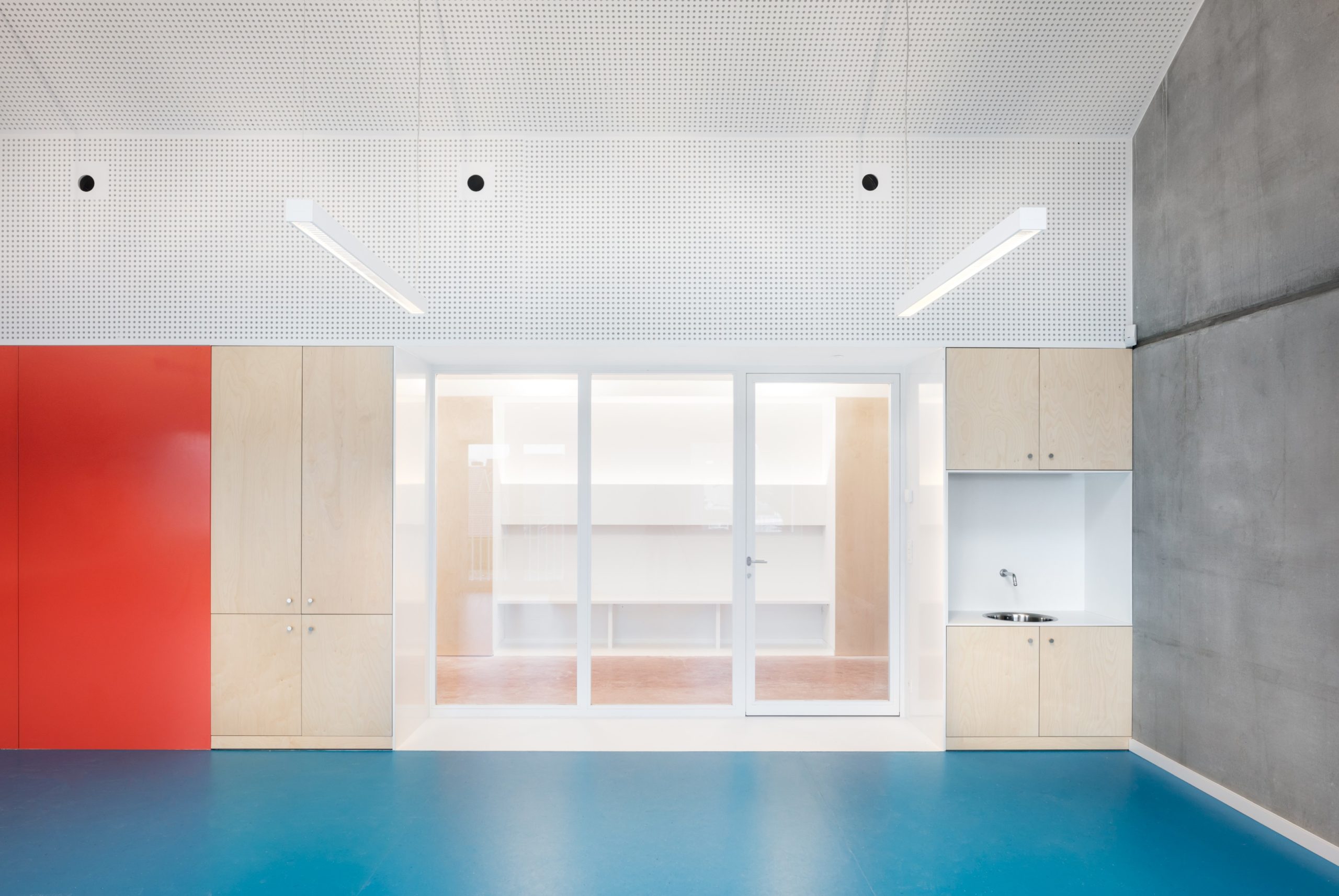 Basisschool de Linde in Zarren (Kortemark) door FELT architecture & design. Beeld Stijn Bollaert