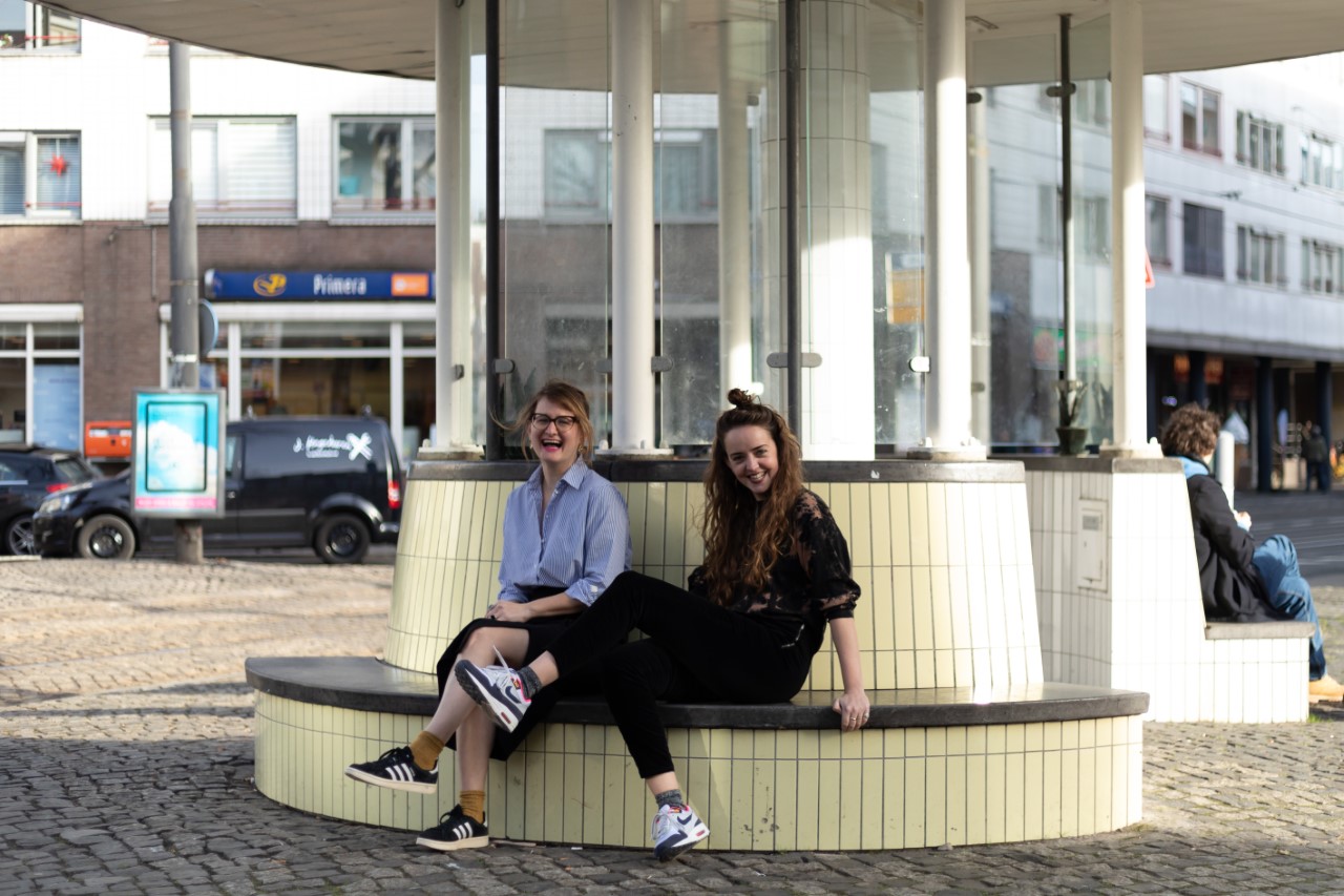 Michelle Gulickx (links) en Ariadne Onclin (rechts). Beeld Maylan van der Grift