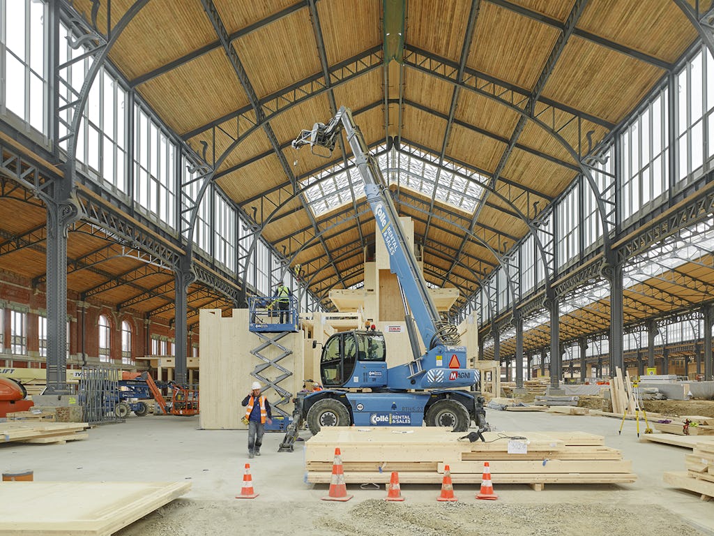 Fotografische Dokumentation des Bauprozeßes des Gare Maritime in Brüssel. Züblin Timber.