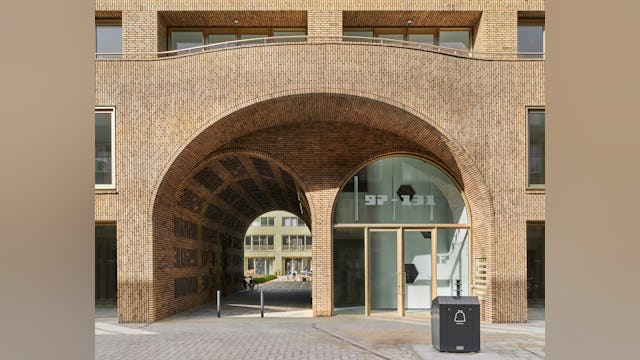 Spaarndammerhart in Amsterdam door Korth Tielens Architecten en Marcel Lok_Architect. Beeld Max Hart Nibbrig