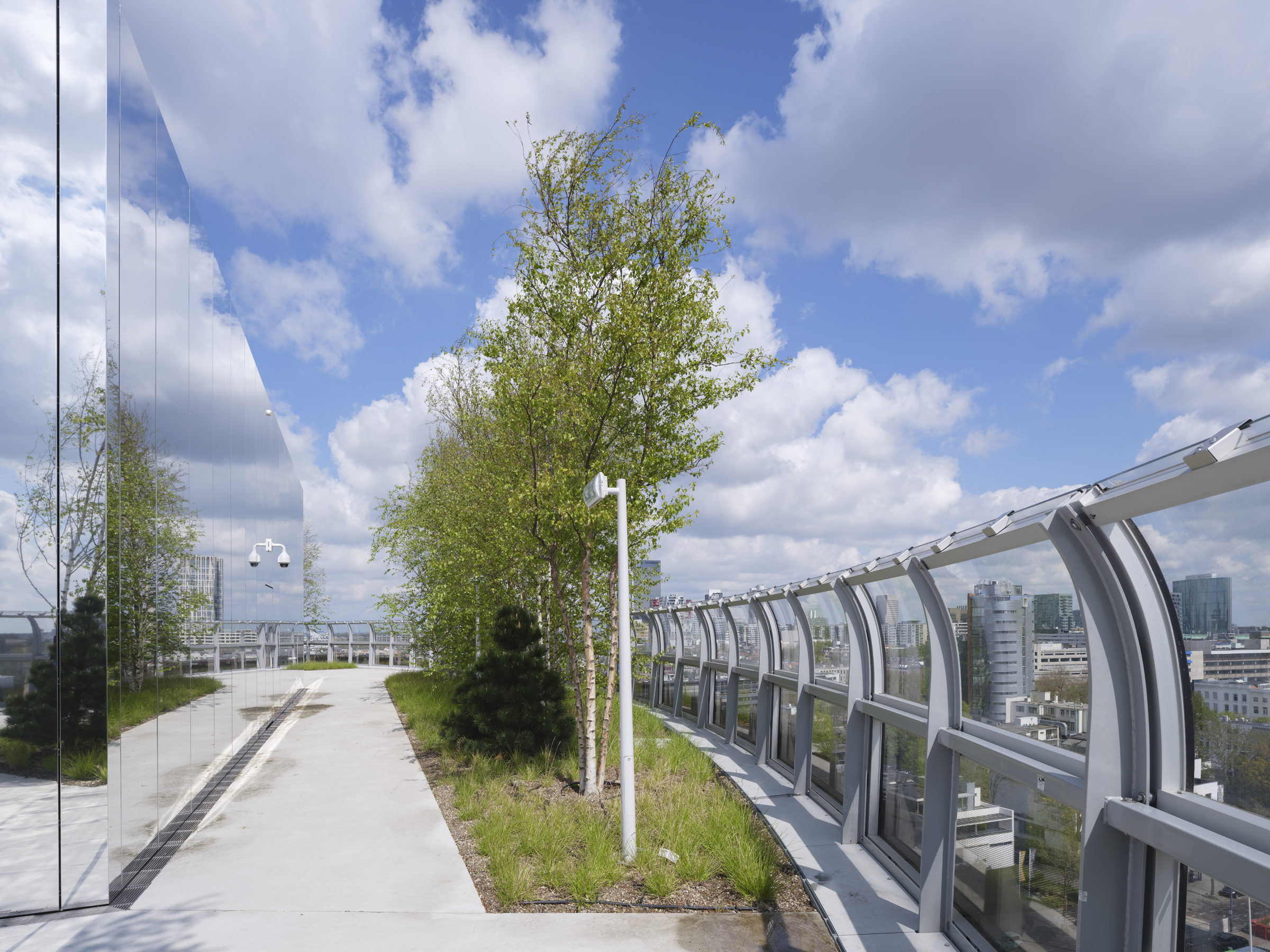 Dakterras depot Boijmans van Beuningen. Beeld Ossip van Duivenbode