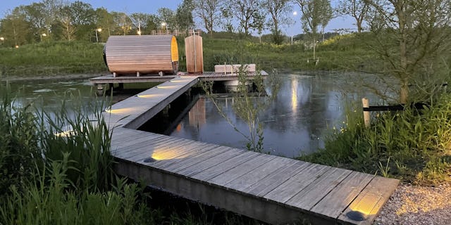  Sauna in de centrale waterplas The Unbound door © Felixx Landscape Architects &amp; Planners