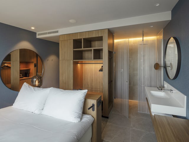 Van der Valk Zuid-as door Wiel Arets Architects. Beeld Jan Bitter ©