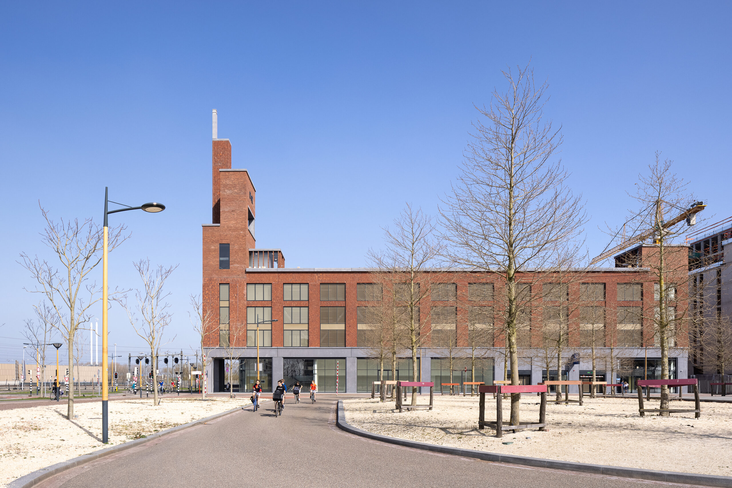 Parkeergebouw Berlijnplein door Zecc Architecten. Beeld Stijn Poelstra