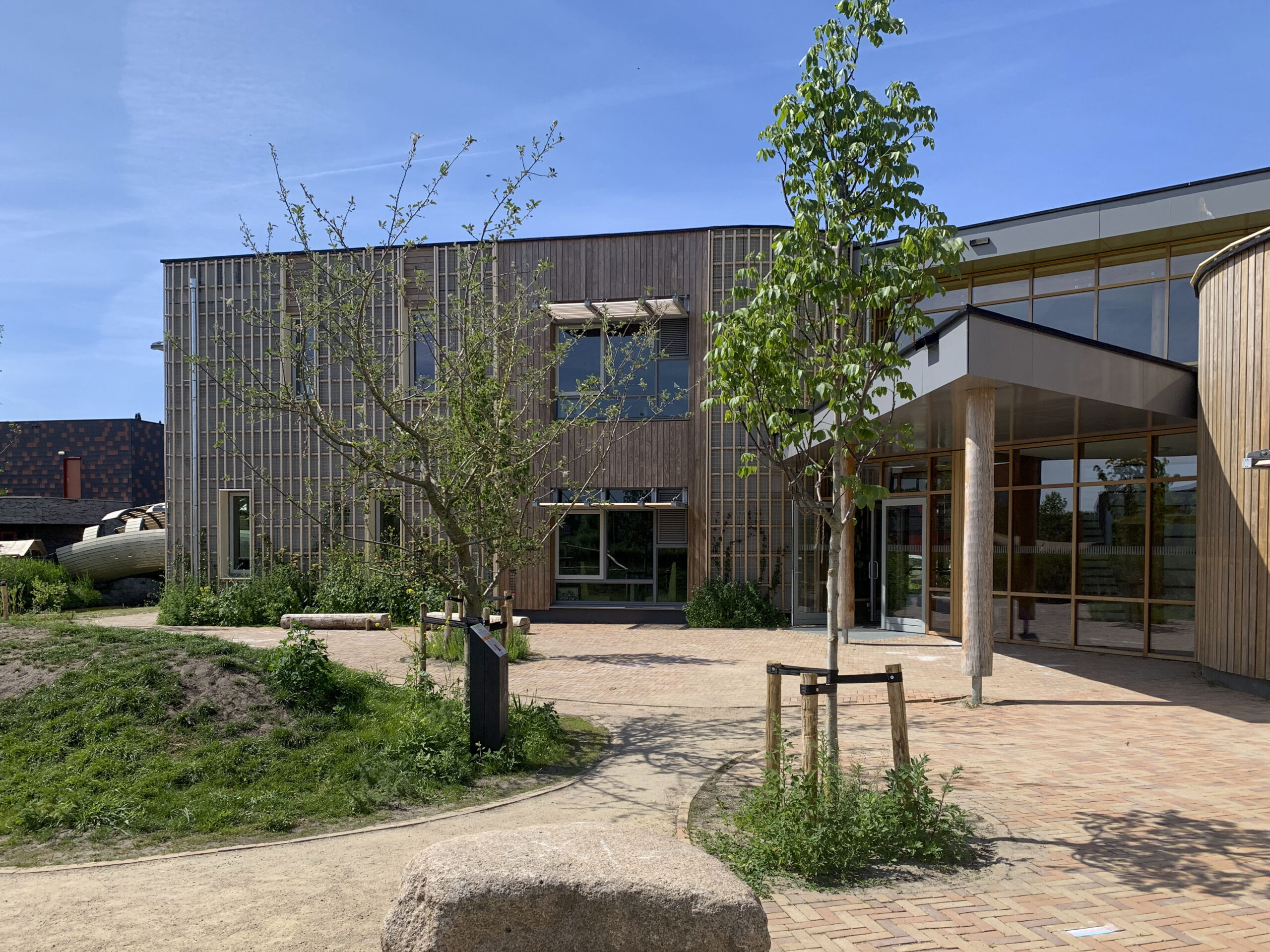 Biofilische basisschool De Verwondering door ORGA architect. 