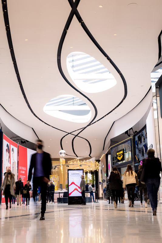 Westfield Mall of the Netherlands Interieur door MVSA Architects. Beeld Floris Heuer ©