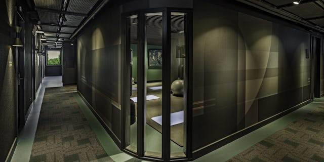 Gang/greenroom The Florian door Workshop of Wonders. Beeld JRimageworks