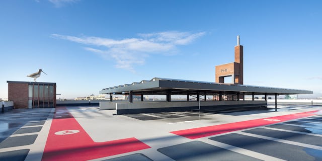Parkeergebouw Berlijnplein door Zecc Architecten. Beeld Stijn Poelstra