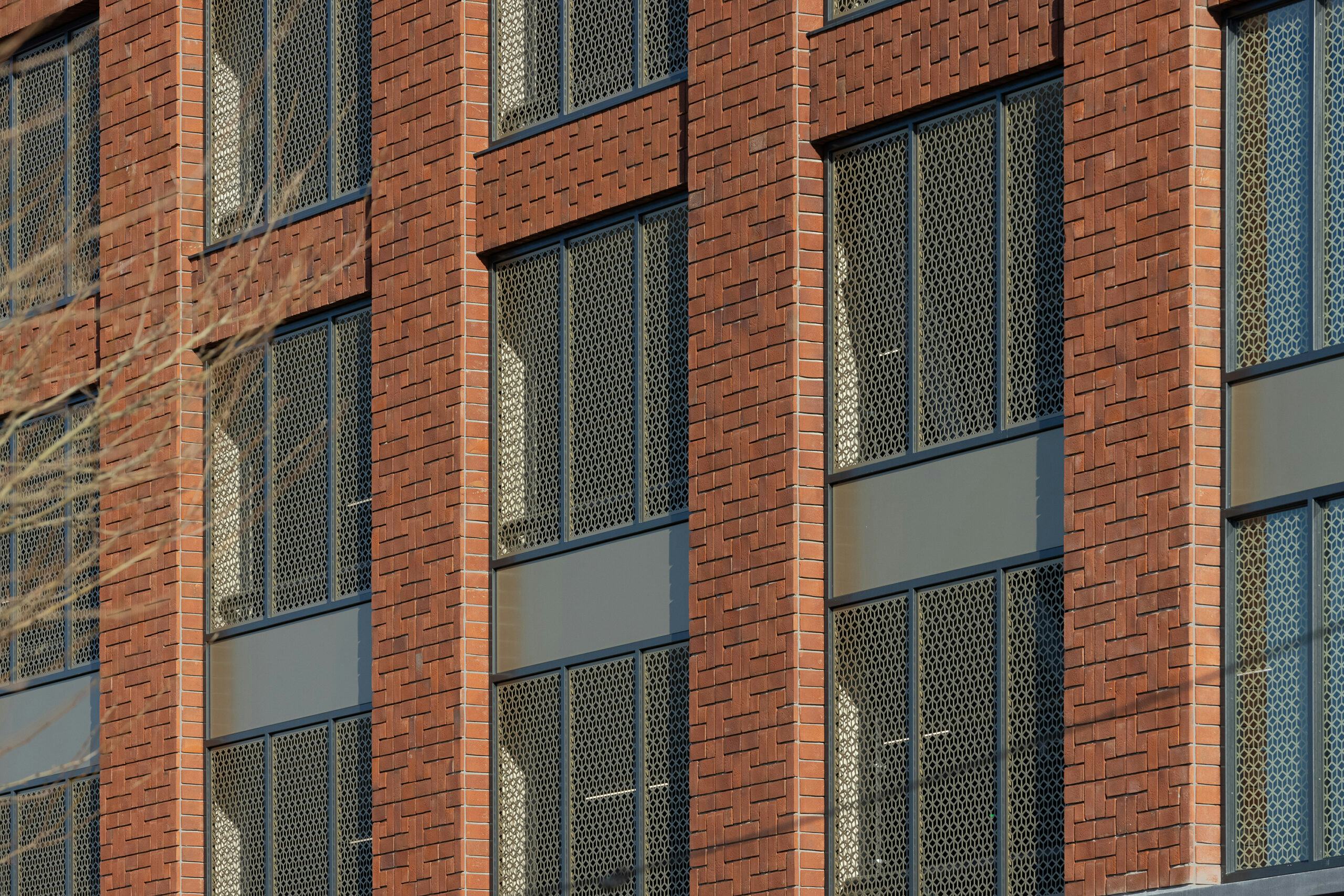 Parkeergebouw Berlijnplein door Zecc Architecten. Beeld Stijn Poelstra