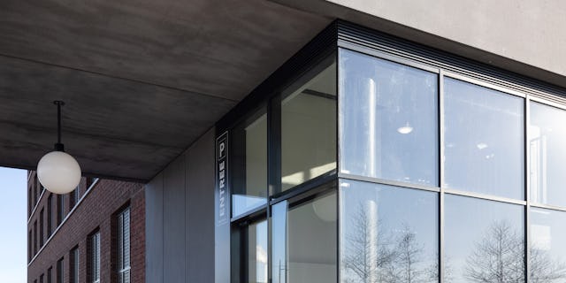 Parkeergebouw Berlijnplein door Zecc Architecten. Beeld Stijn Poelstra