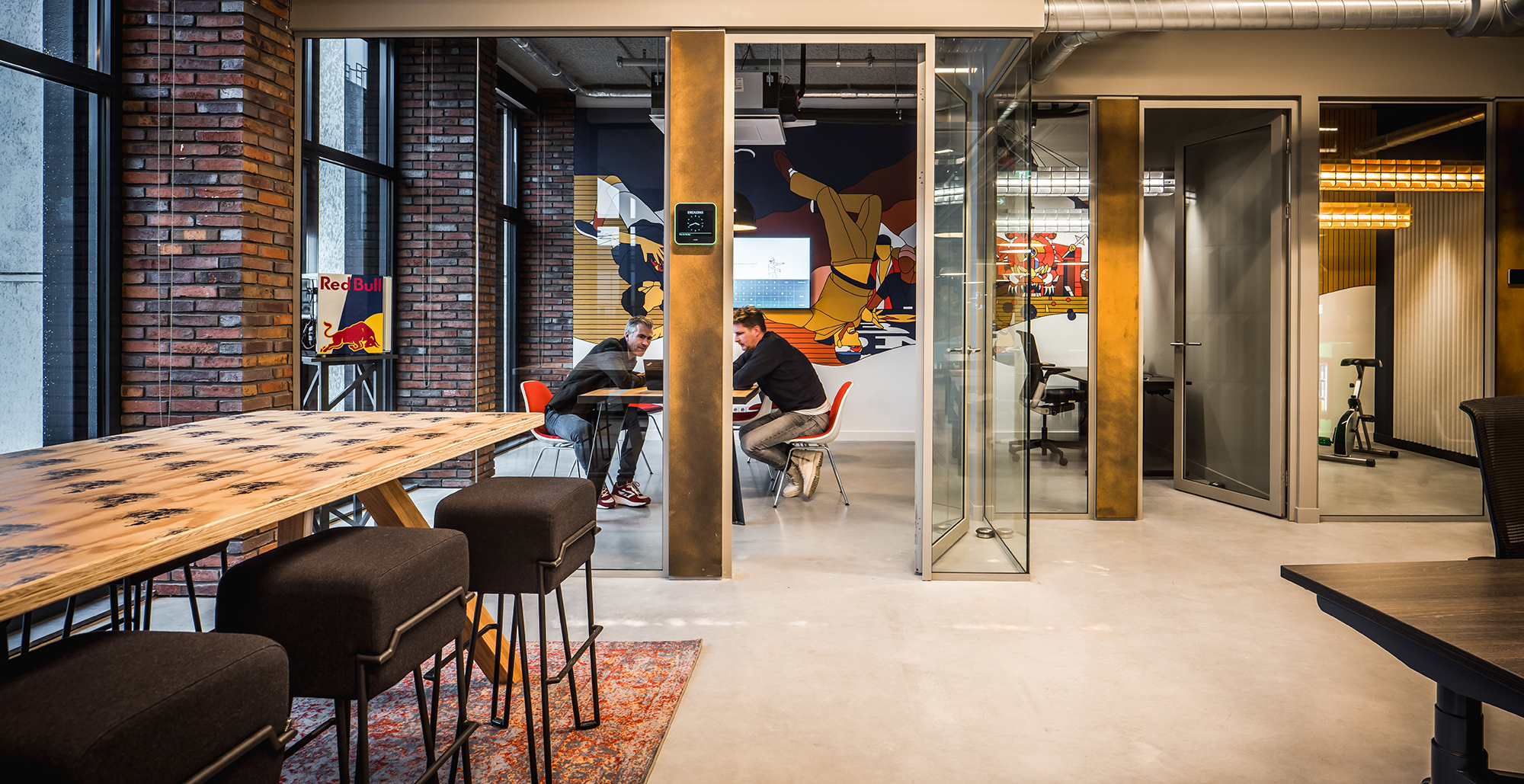 Red Bull Nederland interieur. Beeld Peter Baas Photography