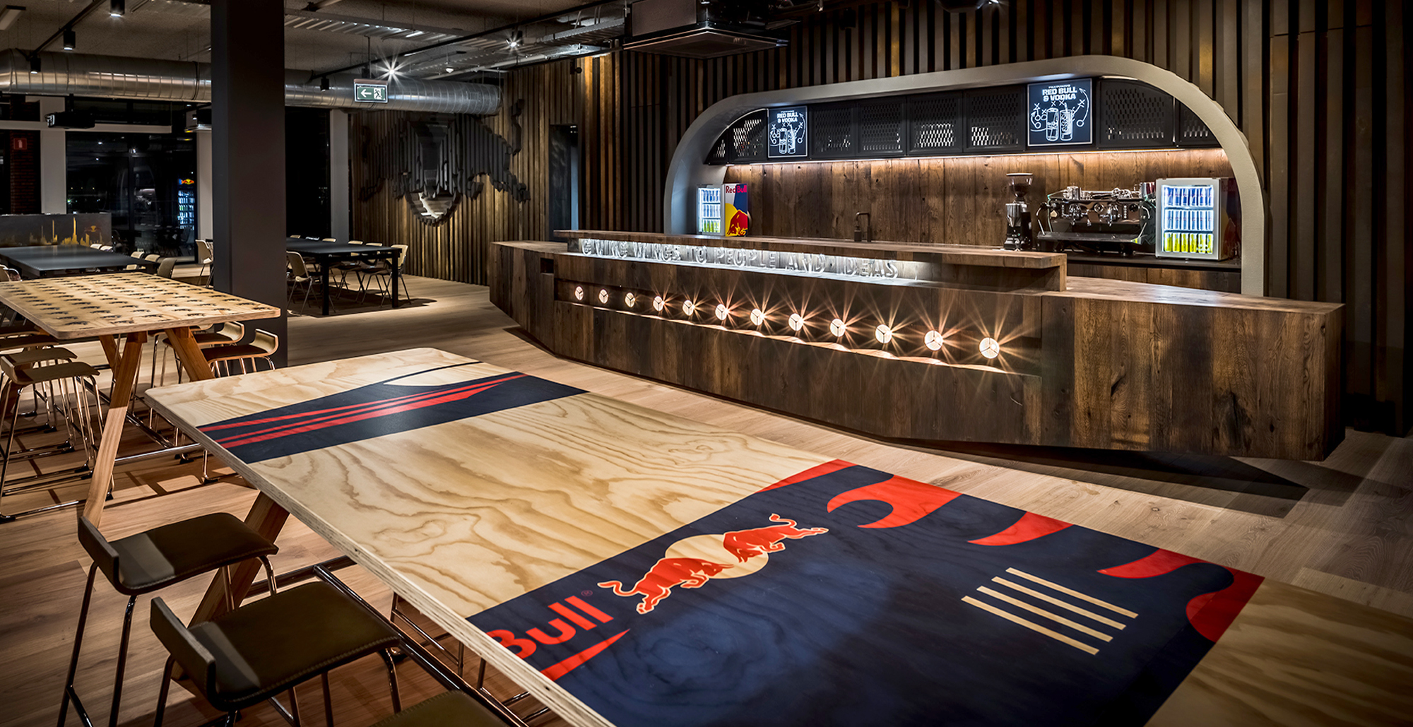 Red Bull Nederland interieur. Beeld Peter Baas Photography