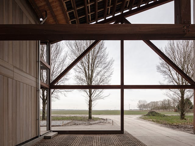 Vliervelden door KettingHuls. Beeld Sebastian van Damme