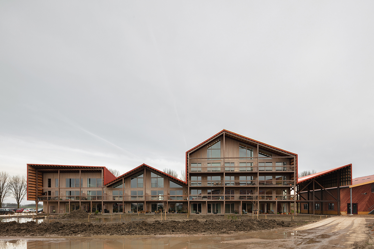 Vliervelden door KettingHuls. Beeld Sebastian van Damme