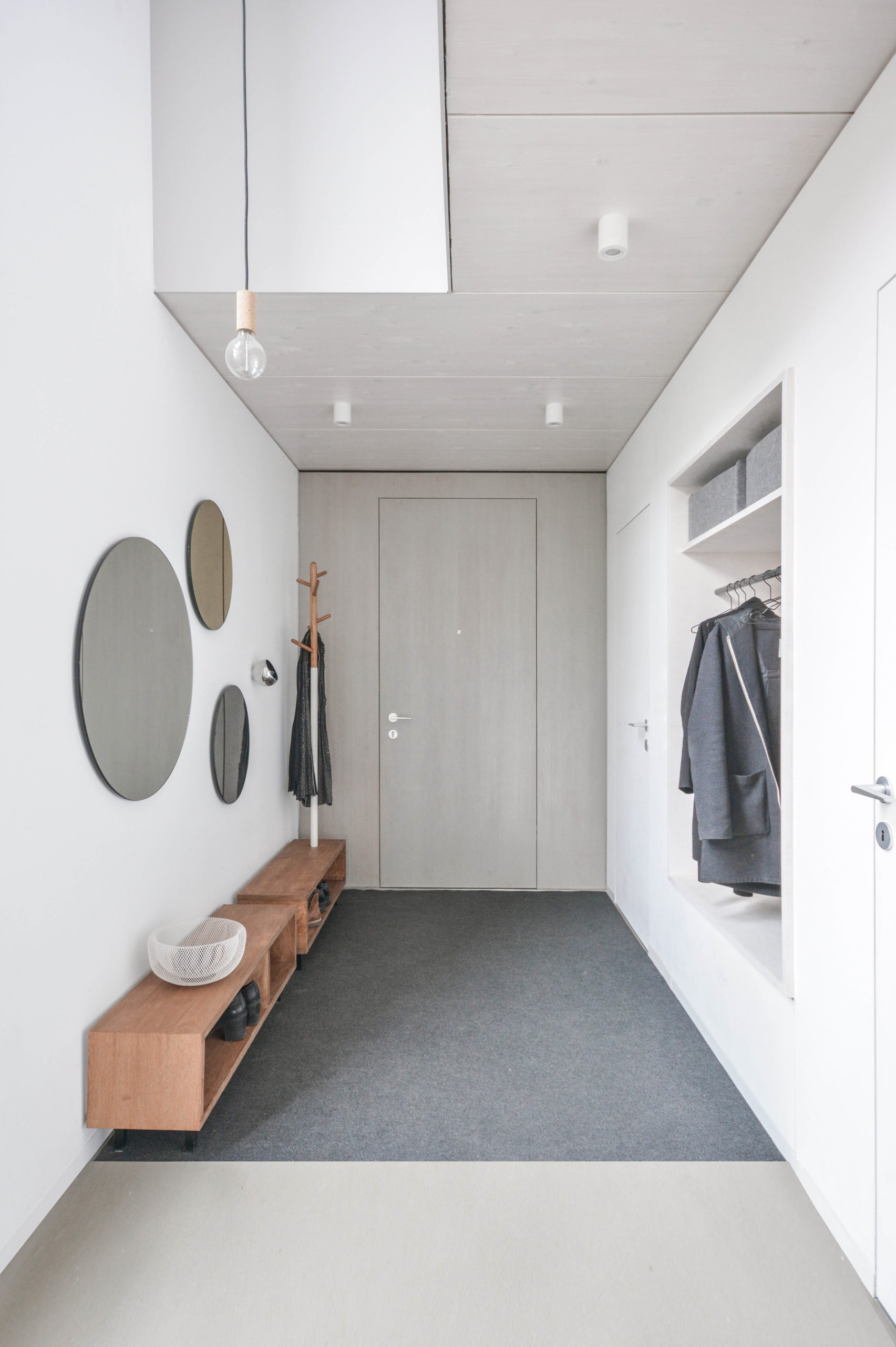 Entree. Het Zwarte Huis, Wolfhagen (D) door Nina en Michael Bohl (ook beeld)