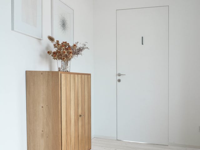 Hal bovenverdieping. Het Zwarte Huis, Wolfhagen (D) door Nina en Michael Bohl (ook beeld)