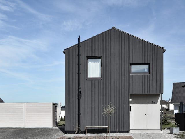 Het Zwarte Huis, Wolfhagen (D) door Nina en Michael Bohl (ook beeld)