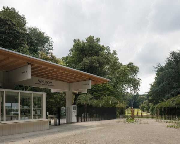 Onthaalgebouwen plantentuin Meise door NU architectuuratelier. Beeld Stijn Bollaert