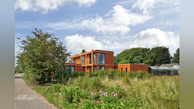 Houten huis Monster door derksen|windt architecten. Beeld René de Wit