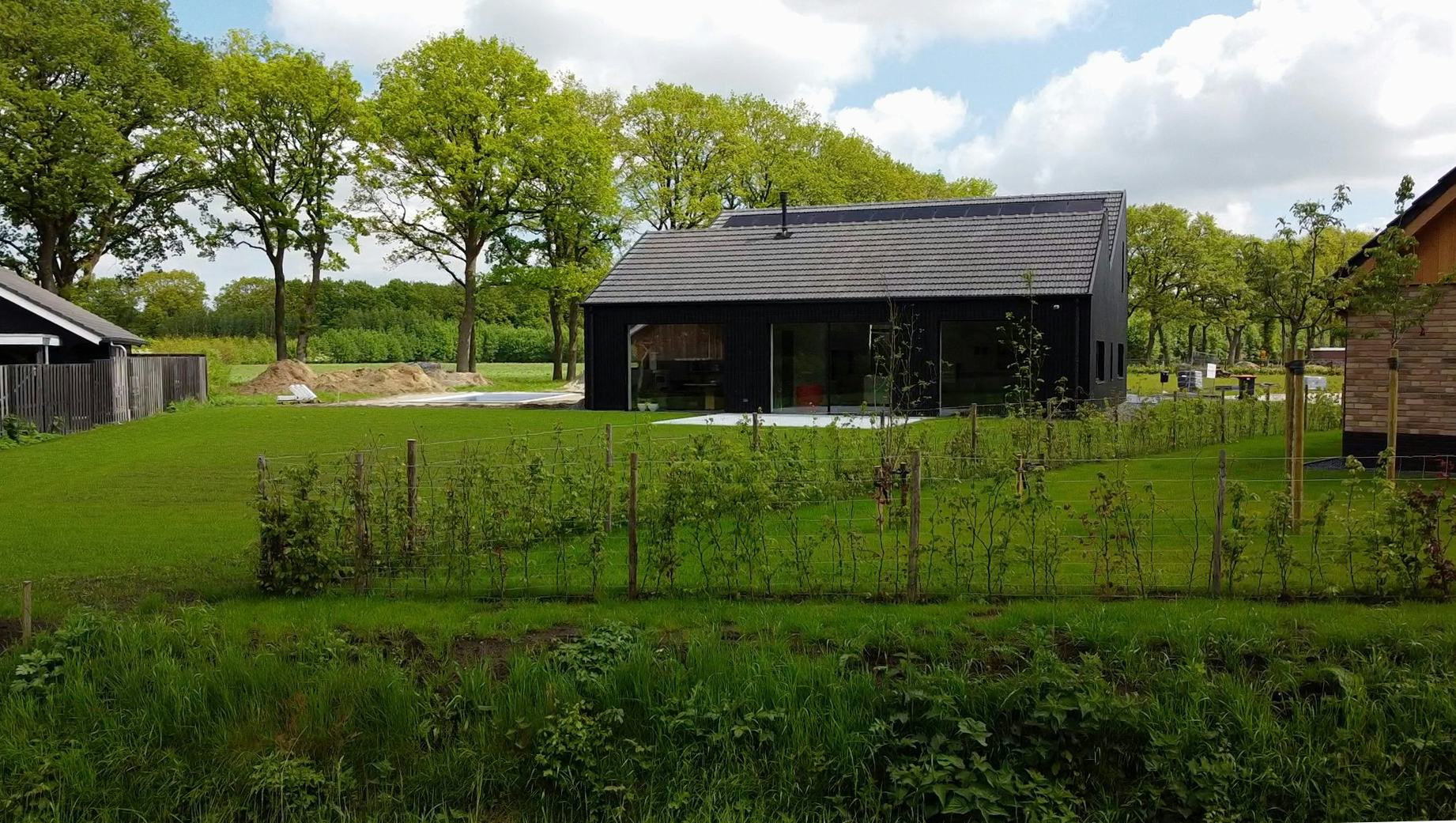 SLowdown house Westerbork - Beeld Mannen in de Ruimte