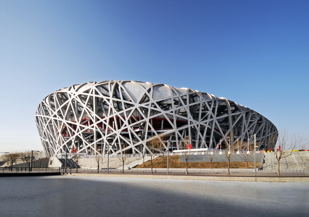 Het Vogelnest in Beijing van Herzog & de Meuron en Ai Weiwei. Beeld Shutterstock