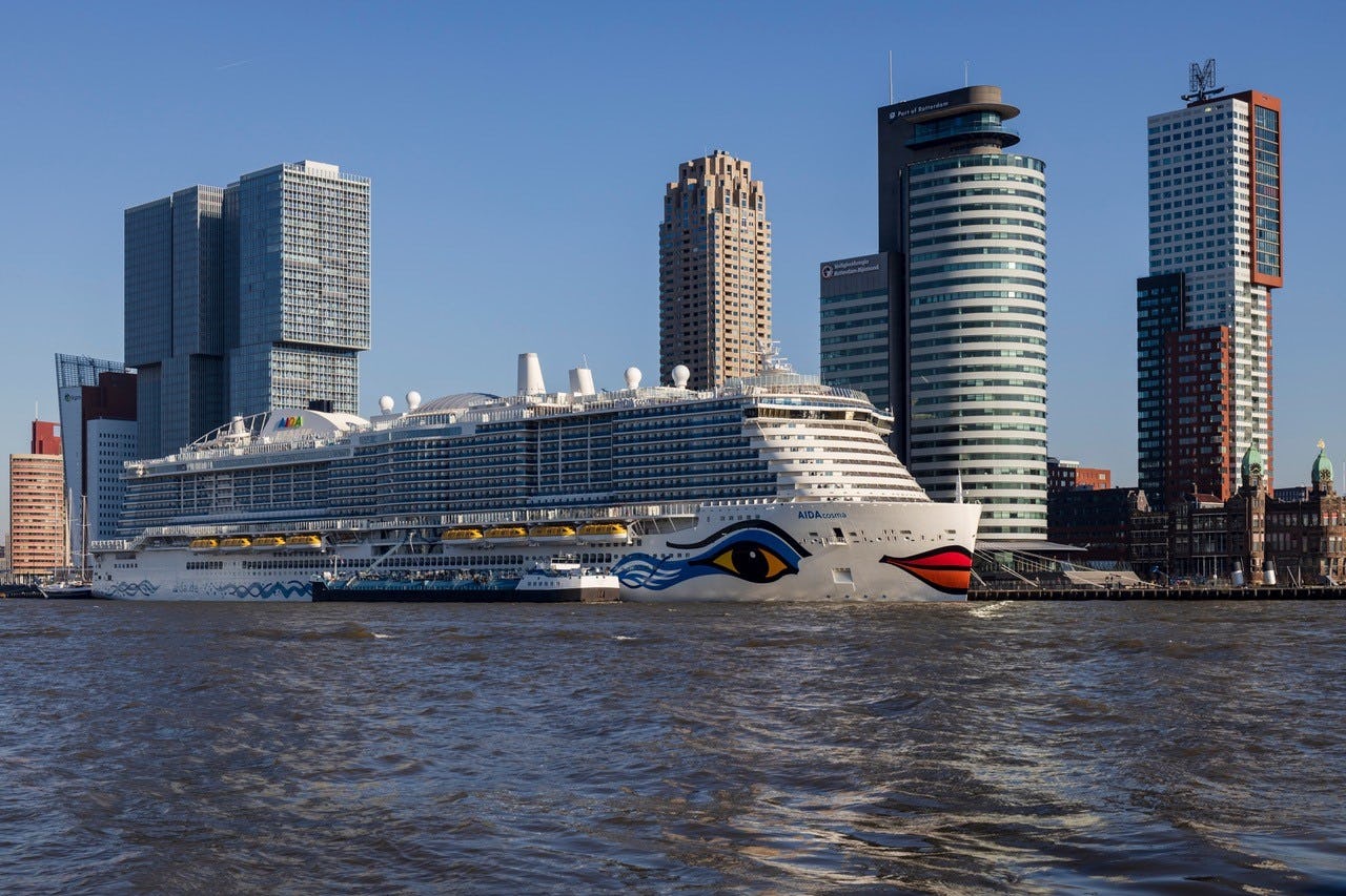 Cruiseschip Aida in Rotterdam. Beeld Shutterstock 