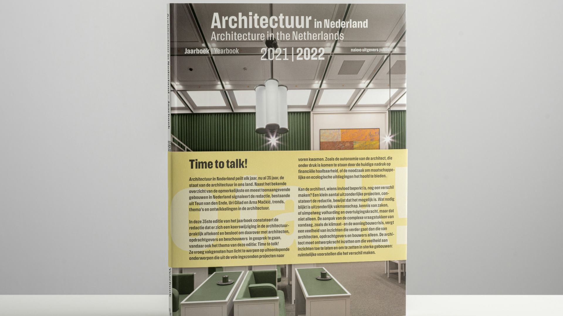 Het Jaarboek Architectuur kondigt met de cover nieuwe tijden aan